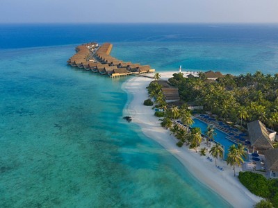 Emerald Faarufushi Resort and Spa